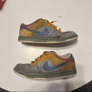 Used Nike Dunk SB Size 10 Puff n Stuff